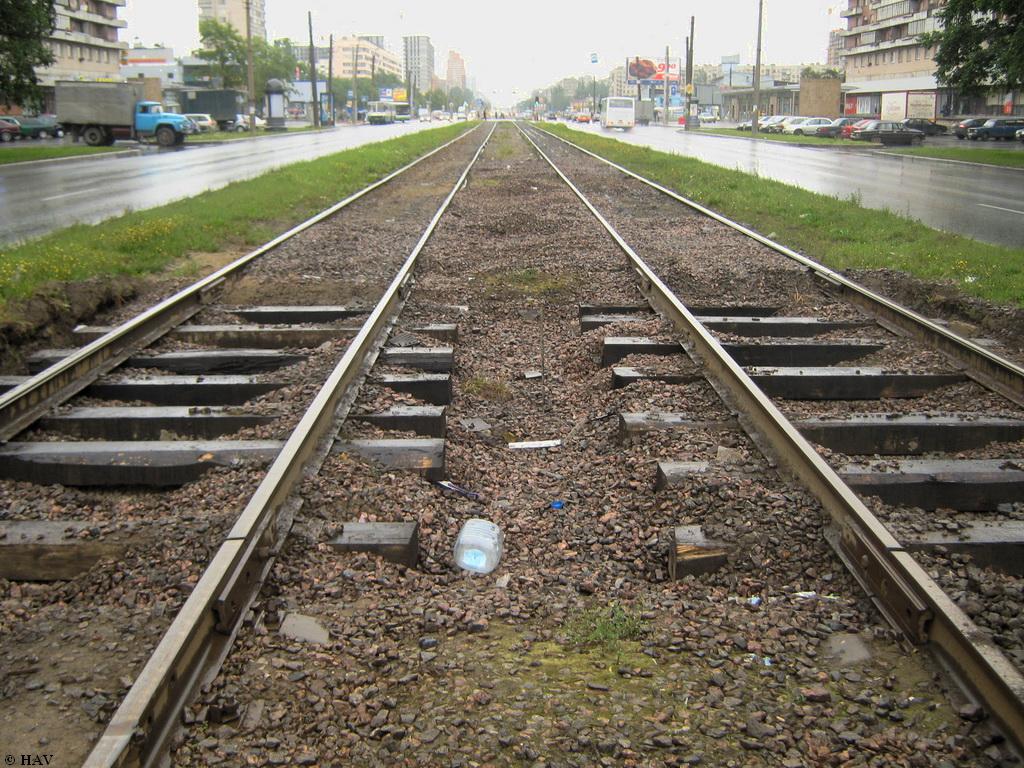 Saint-Petersburg — Track repairs