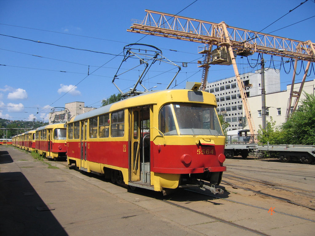 Киев, Tatra T3SU № 5564; Киев — Трамвайные депо: имени Шевченко. Старая территория на ул. Горького (Антоновича)