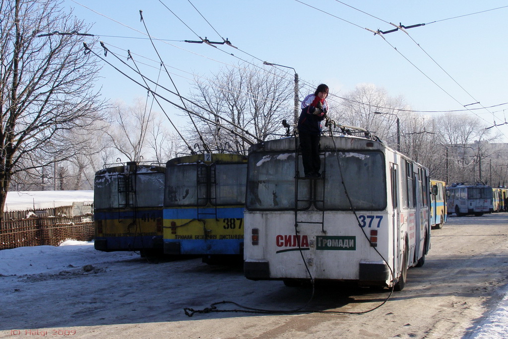 Чернигов, ЗиУ-682В [В00] № 377; Чернигов — Конечные станции и кольца