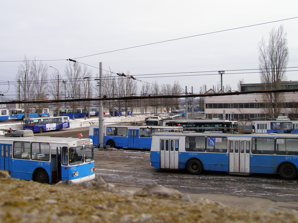 Volgográd, ZiU-682V [V00] — 1150; Volgográd, ZiU-682V-012 [V0A] — 1173; Volgográd — Depots: [1] Trolleybus depot # 1