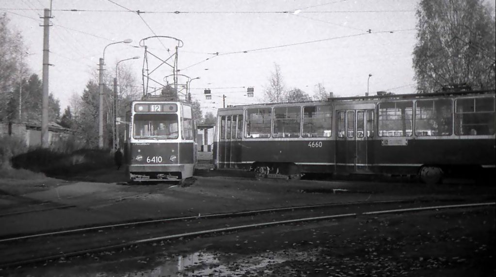 Petrohrad, LM-68M č. 6410; Petrohrad, LM-68M č. 4660