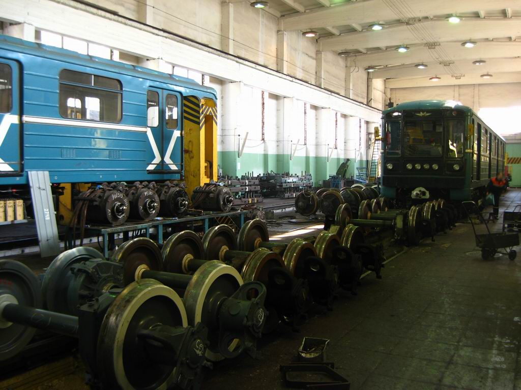 Moskva — Metro — Vehicles — Type 81-717/714 and modifications