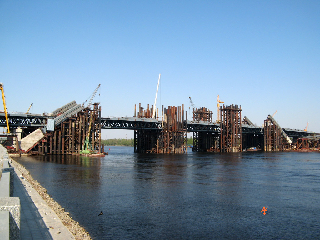 Kijów — Construction of Podilsko-Voskresenskyi bridge