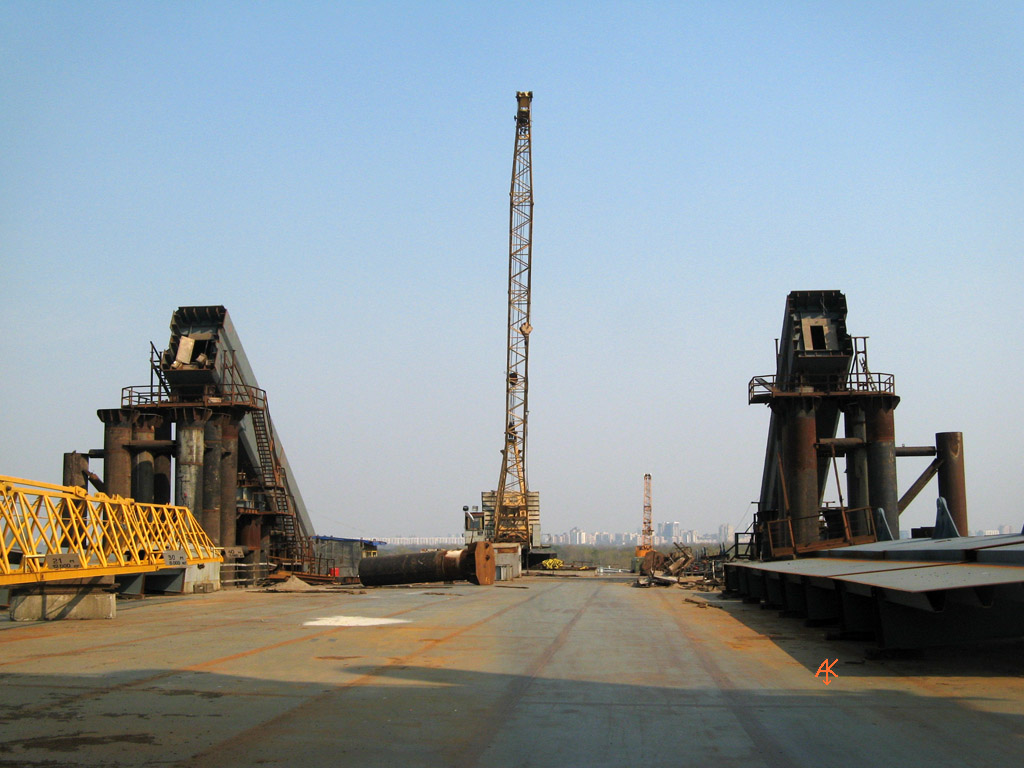Kijów — Construction of Podilsko-Voskresenskyi bridge