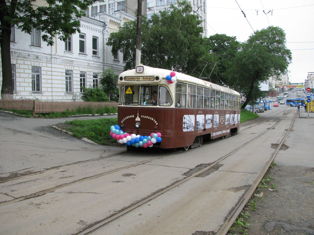 Wladiwostok, RVZ-6M2 Nr. 221; Wladiwostok — Theme trams