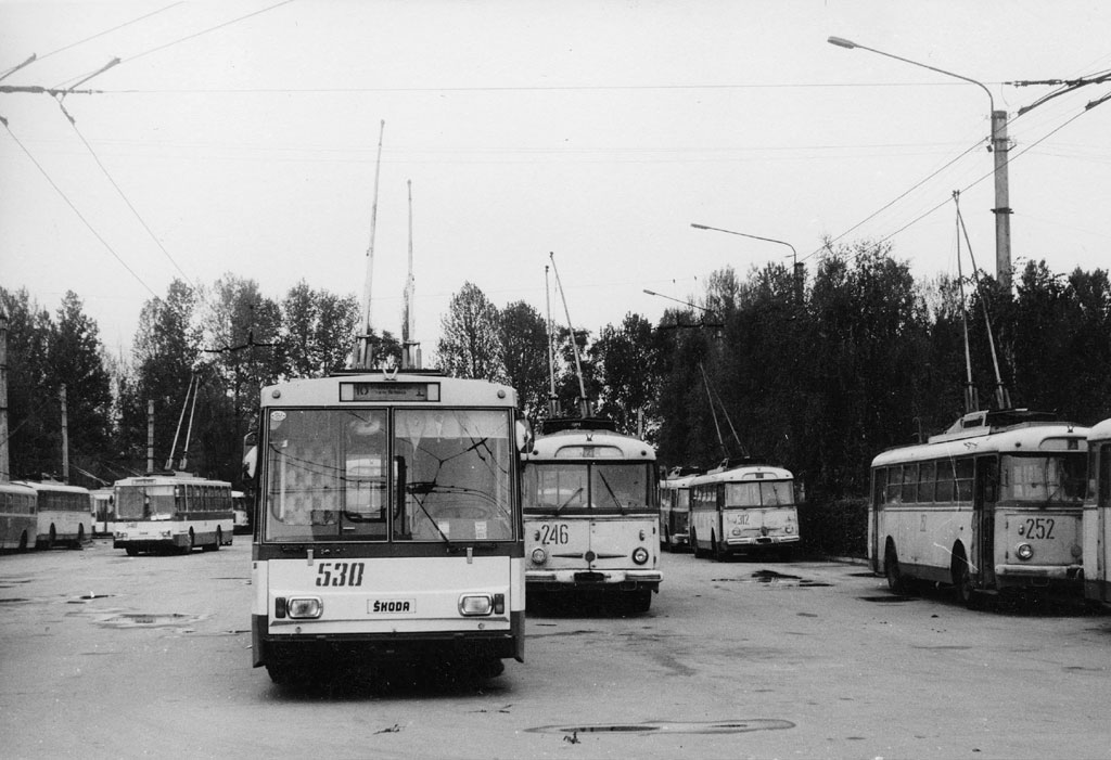 Lwów, Škoda 14Tr02/6 Nr 530; Lwów, Škoda 14Tr02/6 Nr 540; Lwów, Škoda 9Tr18 Nr 246; Lwów, Škoda 9Tr18 Nr 312; Lwów, Škoda 9Tr18 Nr 252