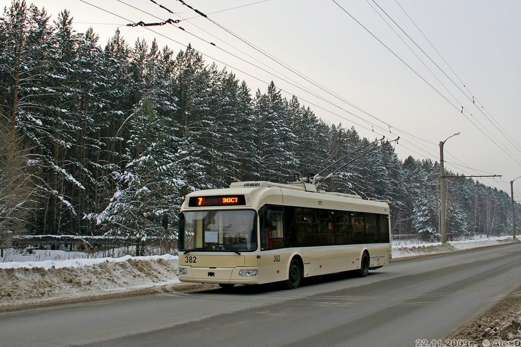 Томск, БКМ 321 № 382