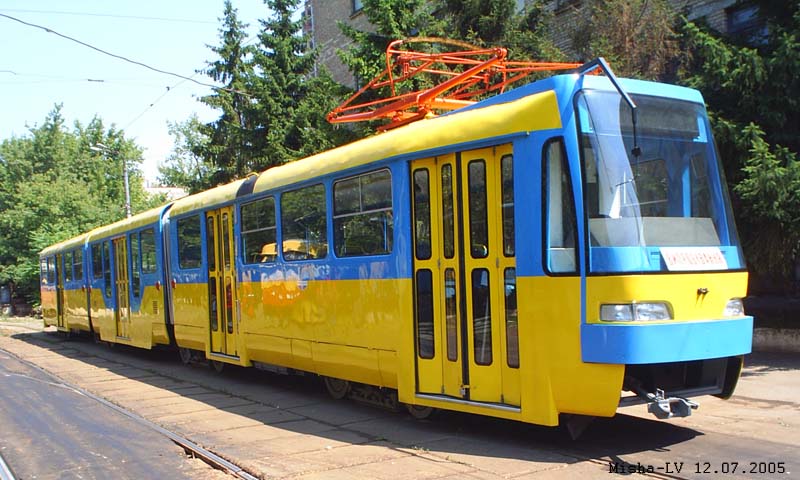 Kijev, KT3UA — 401; Kijev — Tramway depots: Shevchenko. Old yard at Gorkogo (Antonovycha) str.