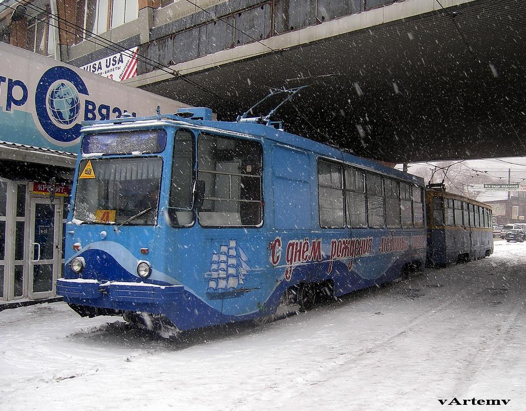 Владивосток, 71-132 (ЛМ-93) № 298; Владивосток — Снегопады; Владивосток — Тематические трамваи