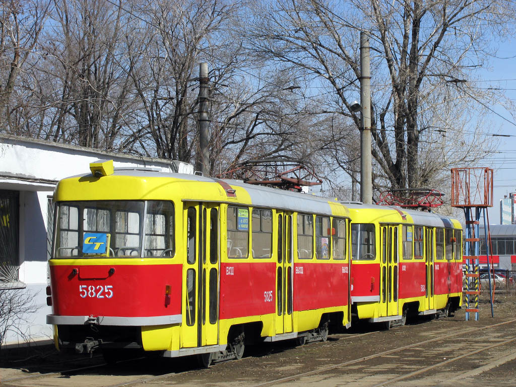 Volgograd, Tatra T3SU № 5824; Volgograd, Tatra T3SU № 5825