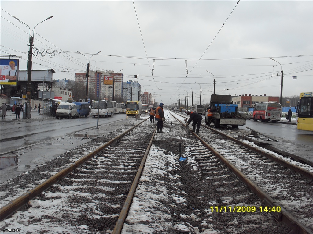 Pietari — Track repairs