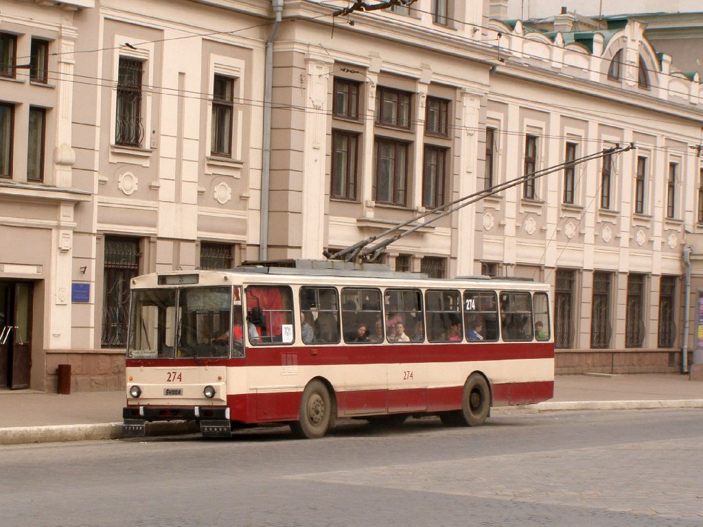 Чарнаўцы, Škoda 14Tr02/6 № 274