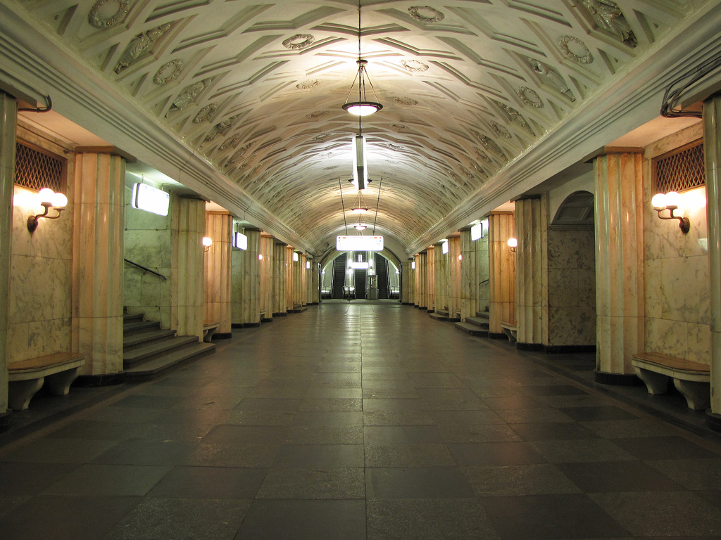 Москва — Метрополитен — [2] Замоскворецкая линия