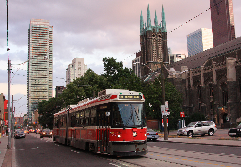Toronto, UTDC ALRV Nr 4245