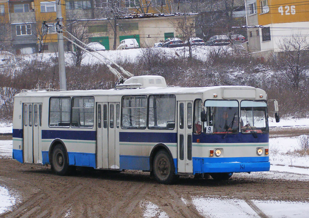 Плевен, ЗиУ-682УП НРБ № 141 (01416)