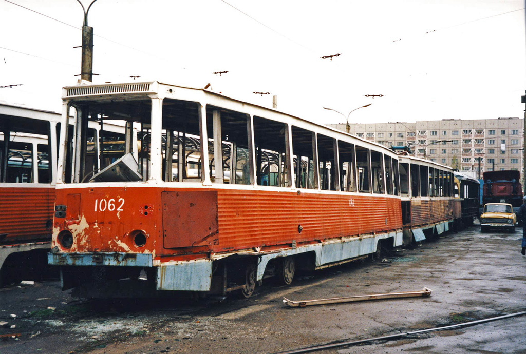 Алматы, 71-605 (КТМ-5М3) № 1062