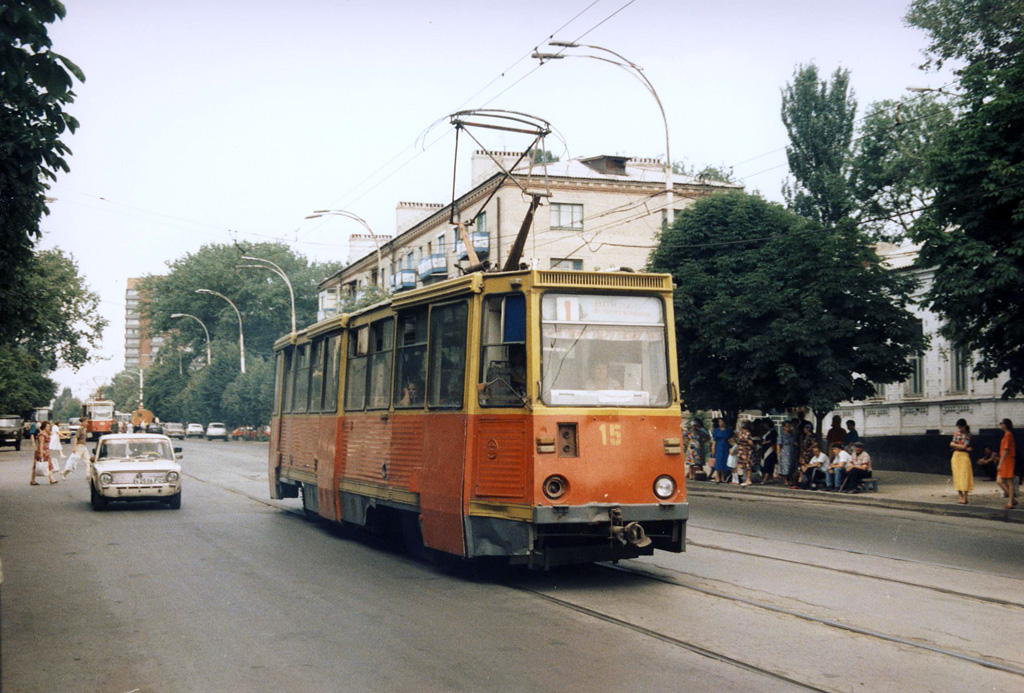 Шахты, 71-605 (КТМ-5М3) № 15; Шахты — Шахтинский трамвай в 1990-е гг.