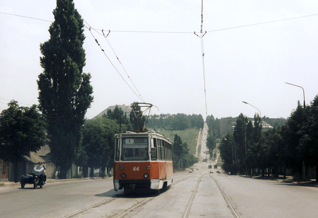 Шахты, 71-605А № 44; Шахты — Шахтинский трамвай в 1990-е гг.