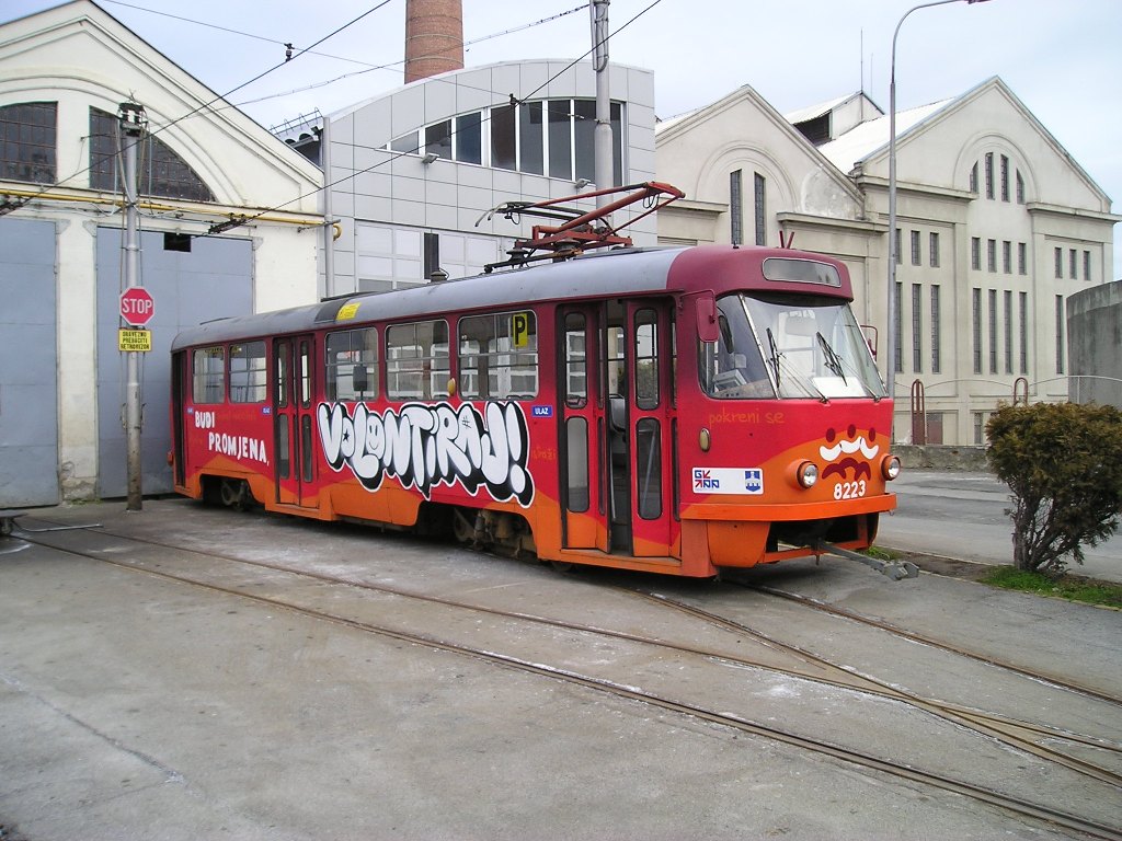 Eszék, Tatra T3YU — 8223