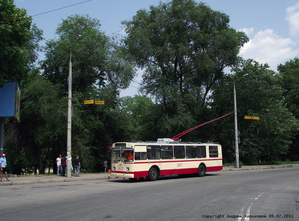 Saporischja, ZiU-682B Nr. 562; Saporischja — Fantrip on the ZiU-682B #562 trolleybus (9 Jul 2011)