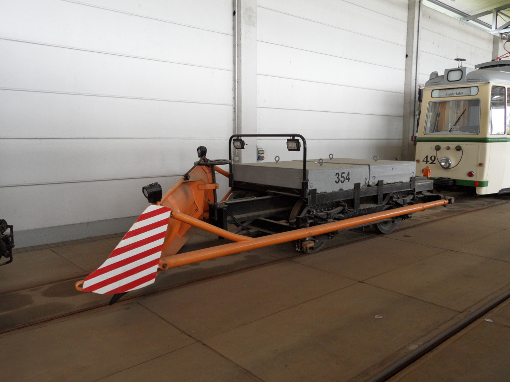 Brandenburg an der Havel, Snow removal car Nr. 354