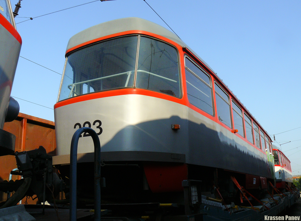 София, Tatra B4DC № 223; София — Доставка и разтоварване на T4D-C от Хале — юли 2011 г.
