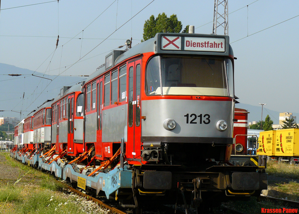 Sofia, Tatra T4DC № 1213; Sofia — Delivery and unloading of T4D-C in Sofia — July 2011