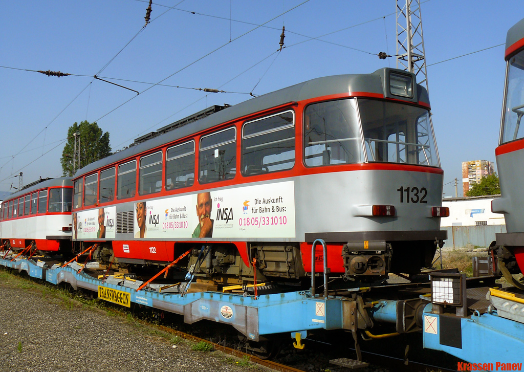 Sofia, Tatra T4DC č. 1132; Sofia — Delivery and unloading of T4D-C in Sofia — July 2011
