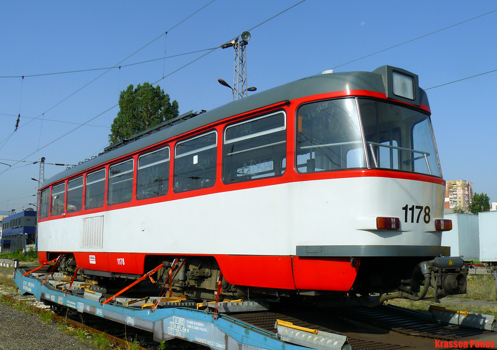Sofia, Tatra T4DC č. 1178; Sofia — Delivery and unloading of T4D-C in Sofia — July 2011