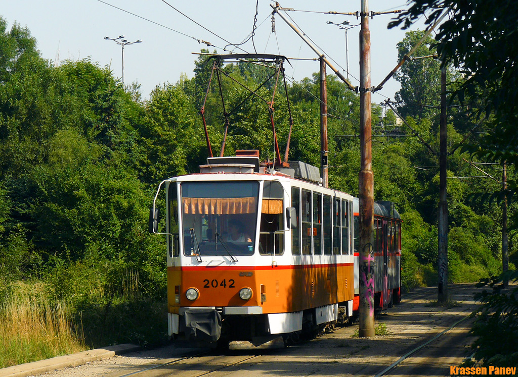 Sofia, Tatra T6A2SF № 2042; Sofia — Delivery and unloading of T4D-C in Sofia — July 2011
