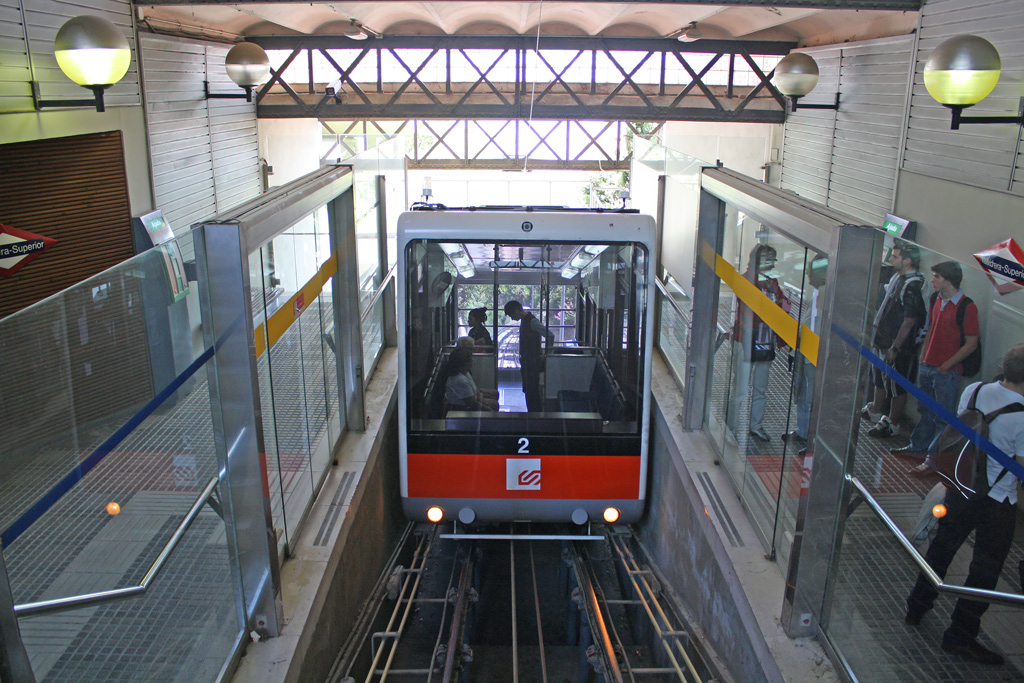 Barcelona, Von Roll № 2; Barcelona — Vallvidrera funicular