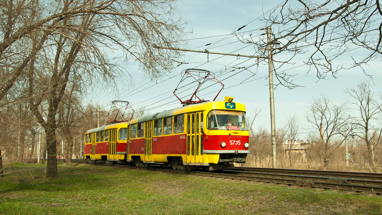 Volgograd, Tatra T3SU # 5735; Volgograd, Tatra T3SU # 5742