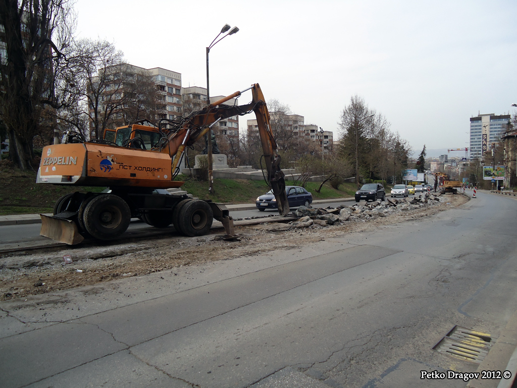 Sofia — Destruction and abandoned rails; Sofia — Overhaul of the Boulevard Cherni Vrah — 2012 and 2016