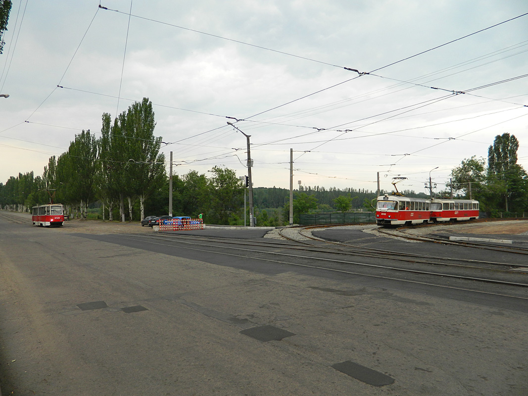 Krywyj Rih — Tram and trolleybus lines and loops