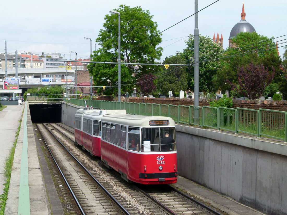Vídeň, Bombardier Type c5 č. 1483; Vídeň — Undeground Light Rail — USTRABA (Unterpflasterstrassenbahn)