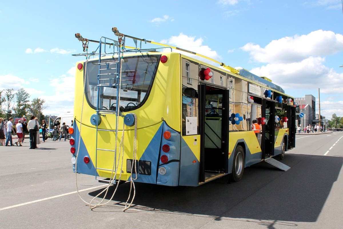 Петрозаводск, ВМЗ-5298.01 «Авангард» № 370; Петрозаводск — Презентация троллейбуса ВМЗ-5298.01 «Авангард»