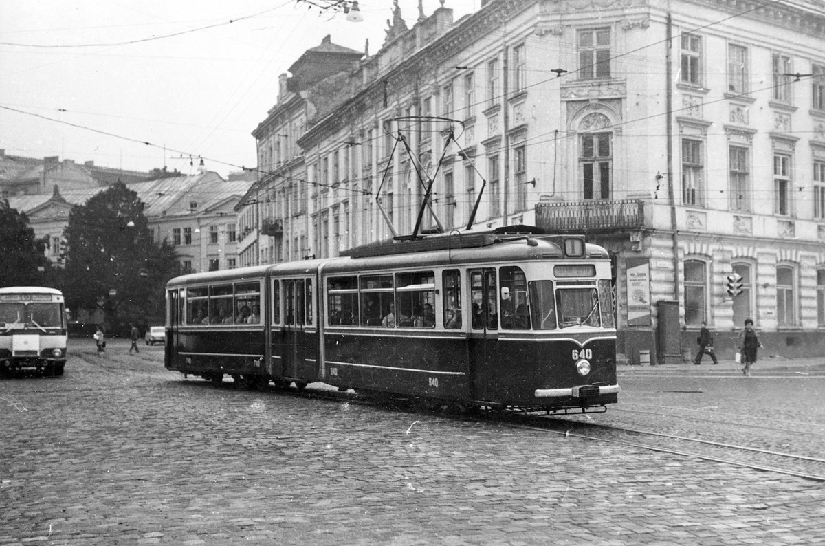 Lvov, Gotha G4-61 — 640-740