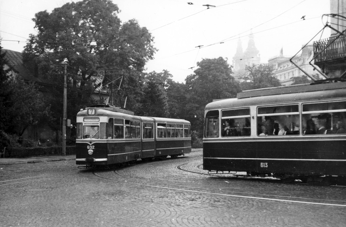 Львов, Gotha G4-61 № 632-732; Львов, Gotha G4-61 № 613-713