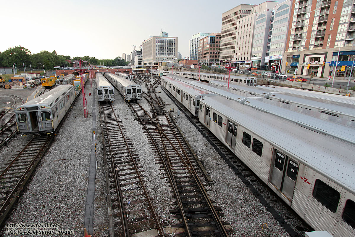 Торонто — Davisville Yard