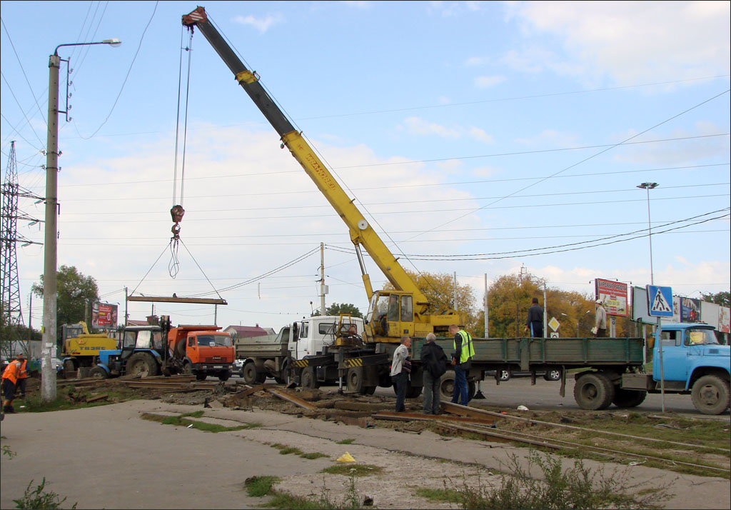 Voronezh — Track dismantling and maintenance