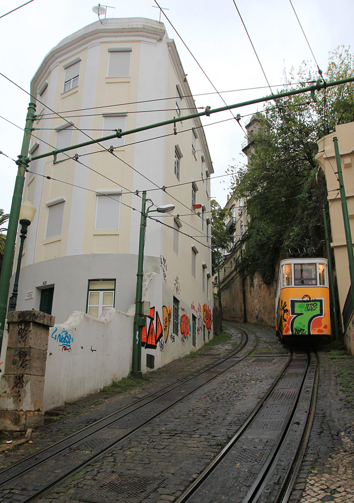 Лиссабон, Фуникулёр* № 1; Лиссабон — Ascensor do Lavra