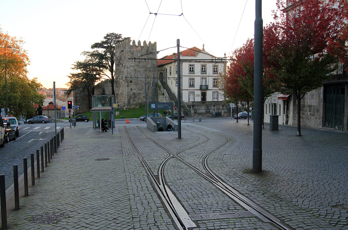 Порту — Funicular dos Guindais; Порту — Исторический трамвай — Разные фотографии