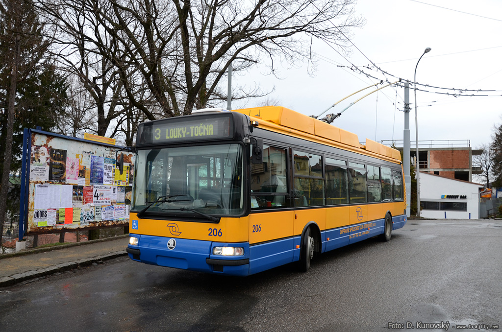 Zlin, Škoda 24Tr Irisbus Citybus Nr 206