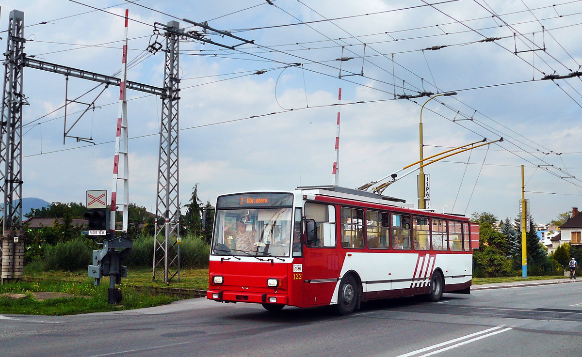 Прешов, Škoda 14Tr17/6M № 122; Прешов — Троллейбусные пересечения с электрифицированной ж.д.