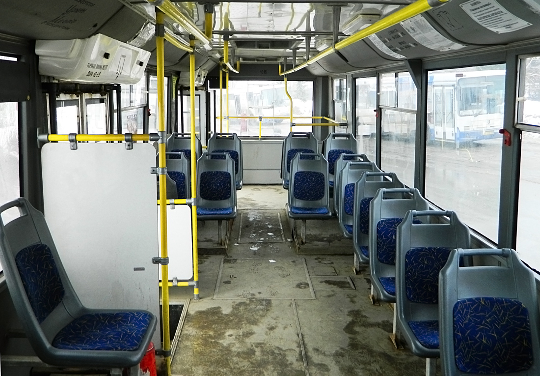 Уфа, БТЗ-52767Р № 1016; Уфа — Салоны