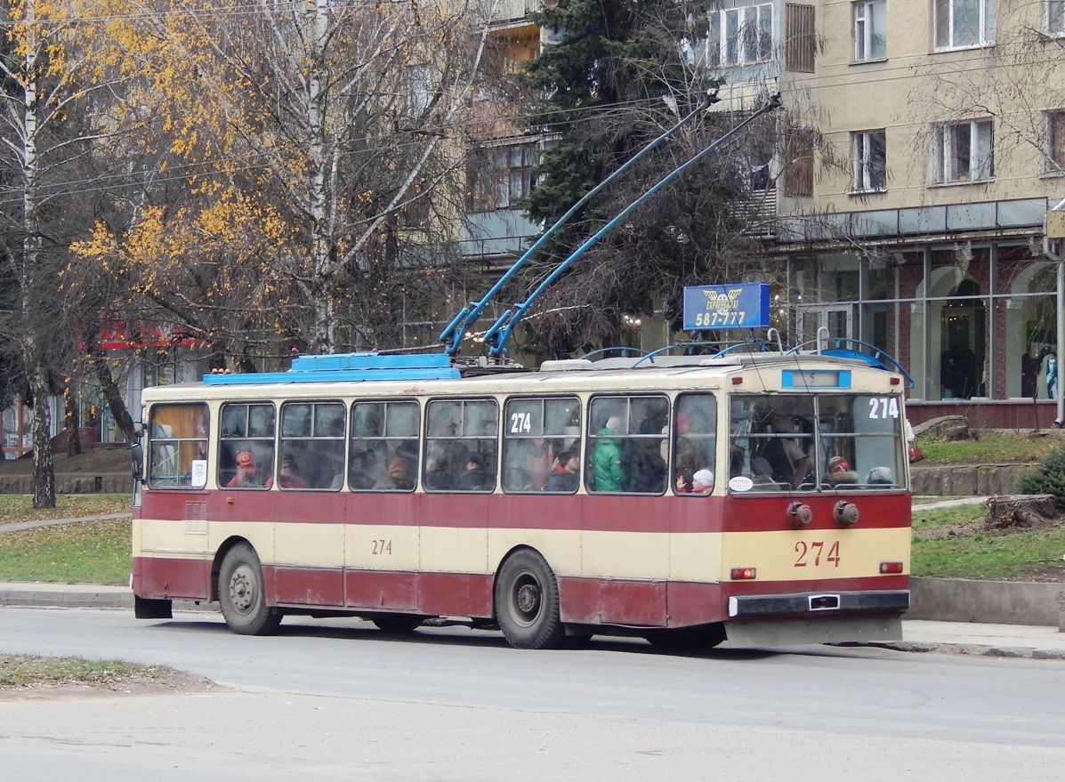 Tšernivtsi, Škoda 14Tr02/6 # 274