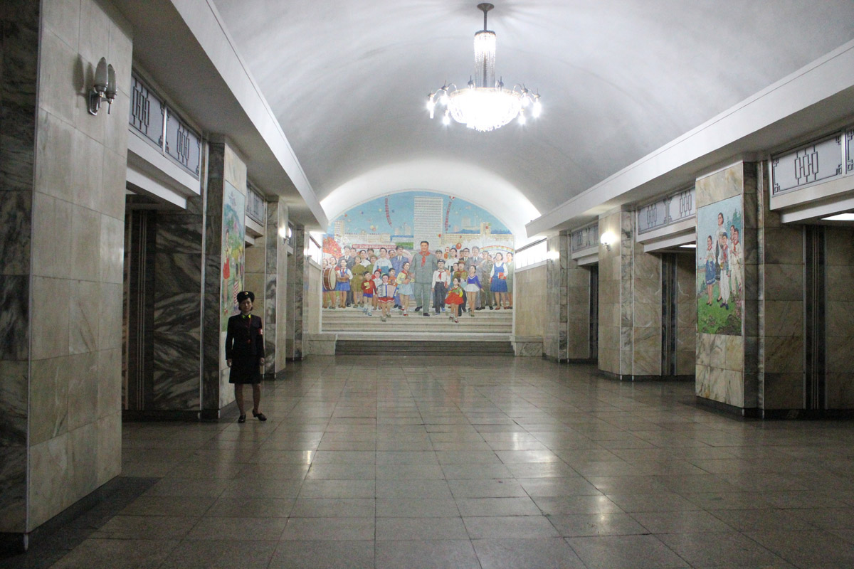 Pyongyang — Hyŏksin Line (혁신선) — Samhŭng Station (삼흥)