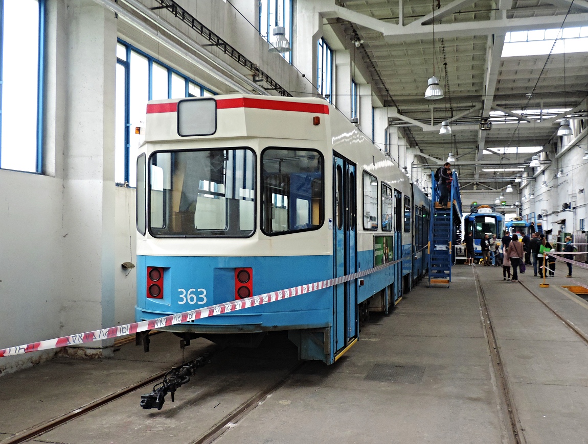 Gothenburg, ASEA/MGB M31 Nr. 363; Ostrava — Trams without numbers