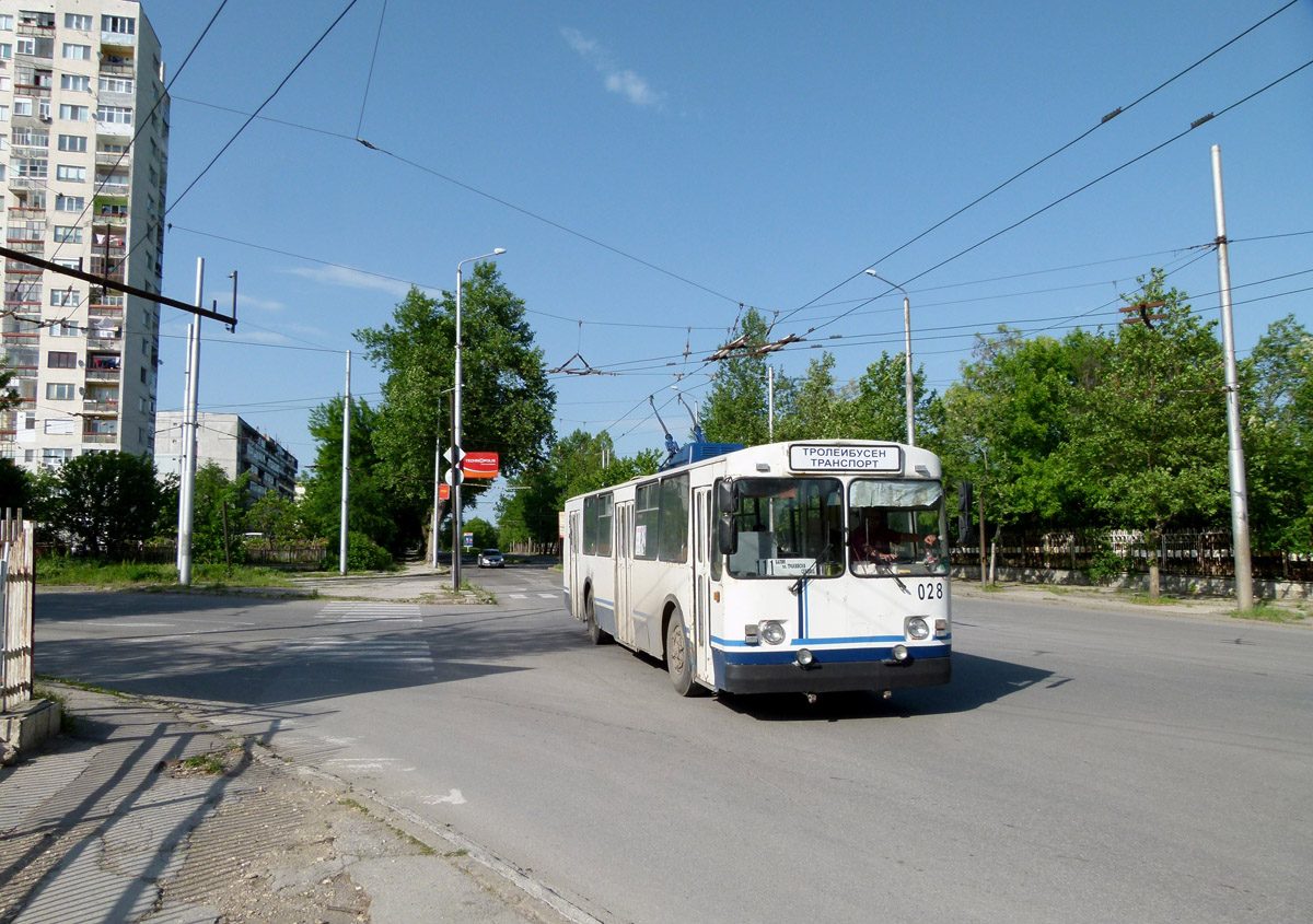 Добрич, ЗиУ-682В1УА № 028