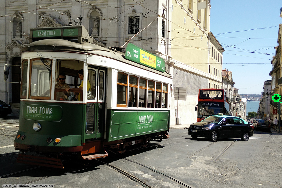 Lisbon, Carris 2-axle motorcar (Standard) č. 735
